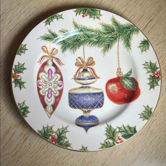American Atelier Porcelain Holiday Ornament Salad/Desert Plate (4) - Picture 4 of 8